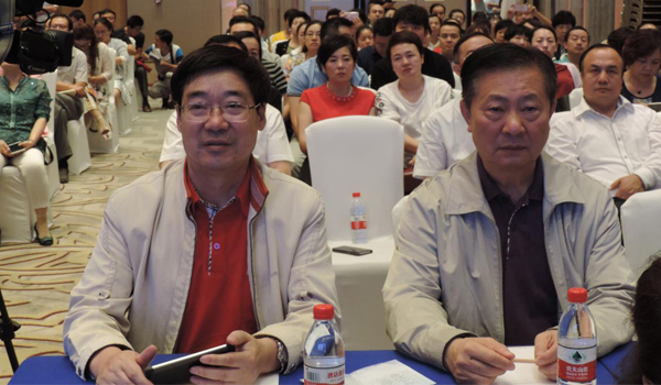 新疆眼科年会，普瑞眼科展风采