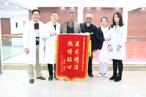 从0.08到0.8，白内障手术改变了61岁叔叔的后半生
